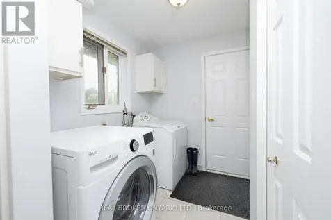7039 Quinnfield Way Ottawa ON K4P 1B7