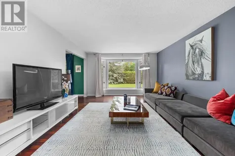 7039 Quinnfield Way Ottawa ON K4P 1B7