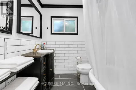 8122 Laidlaw Avenue Ramara ON L0K 2B0