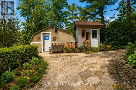 8122 Laidlaw Avenue Ramara ON L0K 2B0