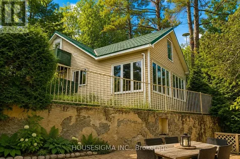 8122 Laidlaw Avenue Ramara ON L0K 2B0