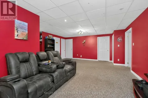 2 Greenshields Crescent Oro-medonte ON L0L 1T0
