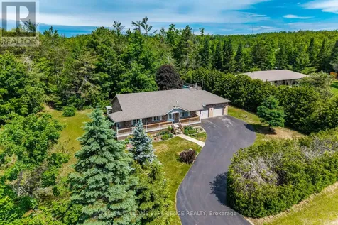 2 Greenshields Crescent Oro-medonte ON L0L 1T0
