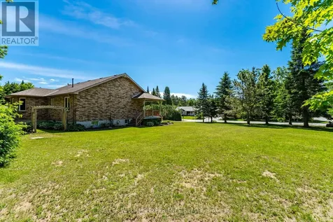 2 Greenshields Crescent Oro-medonte ON L0L 1T0