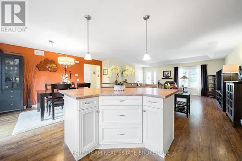 1 Bay Moorings Boulevard Penetanguishene ON L9M 1E7