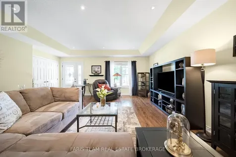 1 Bay Moorings Boulevard Penetanguishene ON L9M 1E7
