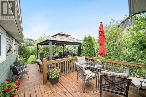 1 Bay Moorings Boulevard Penetanguishene ON L9M 1E7