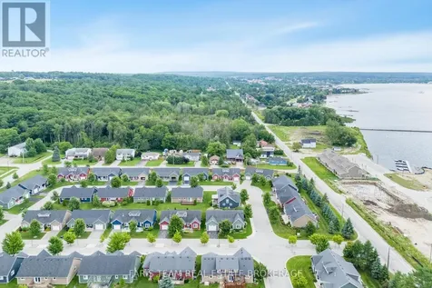 1 Bay Moorings Boulevard Penetanguishene ON L9M 1E7