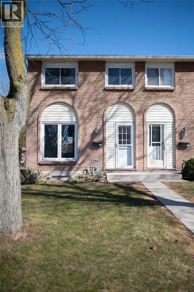 27 Turner Drive Sarnia ON N7S 4R9