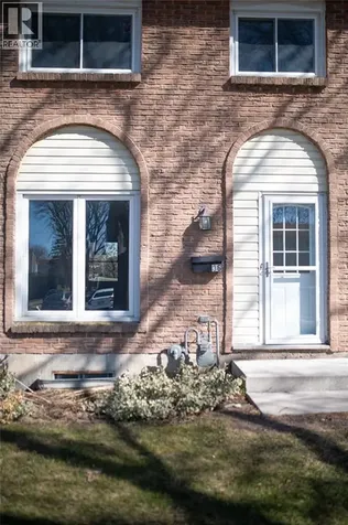 27 Turner Drive Sarnia ON N7S 4R9
