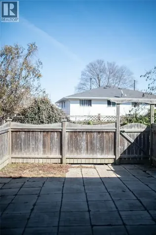 27 Turner Drive Sarnia ON N7S 4R9