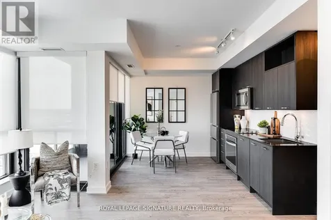 120 Eagle Rock Way Vaughan ON L6A 5C2
