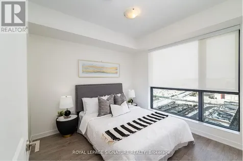 120 Eagle Rock Way Vaughan ON L6A 5C2