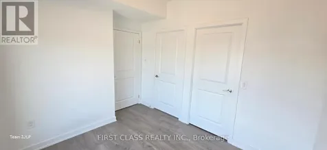 120 Eagle Rock Way Vaughan ON L6A 5C2