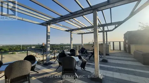 120 Eagle Rock Way Vaughan ON L6A 5C2