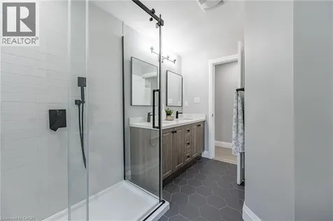 34 Bradley Drive Kitchener ON N2A 1K4