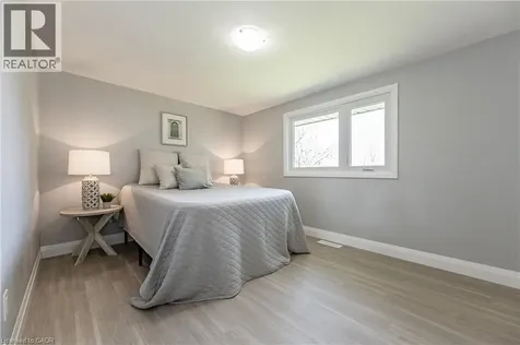 34 Bradley Drive Kitchener ON N2A 1K4