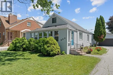 964 Eastlawn Avenue Windsor ON N8S 3H9