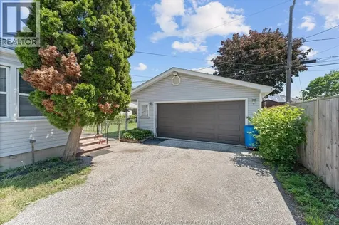 964 Eastlawn Avenue Windsor ON N8S 3H9