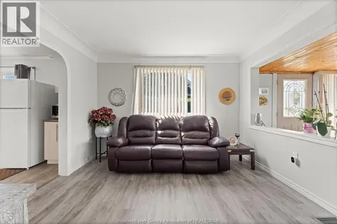 964 Eastlawn Avenue Windsor ON N8S 3H9