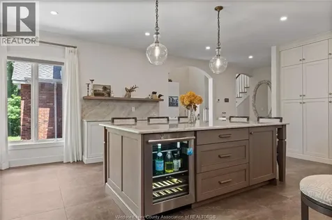 261 Ruggaber Drive Lakeshore ON N8N 4N8