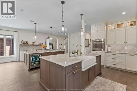 261 Ruggaber Drive Lakeshore ON N8N 4N8