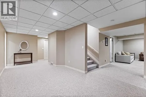 261 Ruggaber Drive Lakeshore ON N8N 4N8