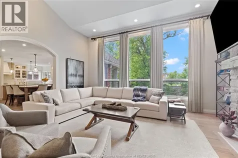 261 Ruggaber Drive Lakeshore ON N8N 4N8