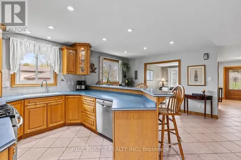 2362 Slo Pitch Road Thames Centre ON N0L 2B0