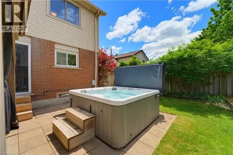 3 Alona Avenue Cambridge ON N3C 3Y5