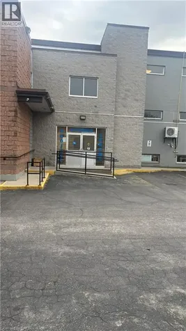 72 Brant Avenue Brantford ON N3T 5Z8
