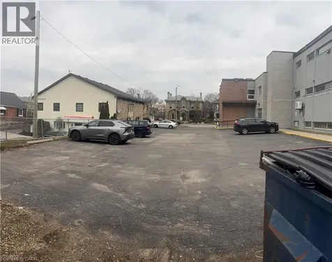 72 Brant Avenue Brantford ON N3T 5Z8
