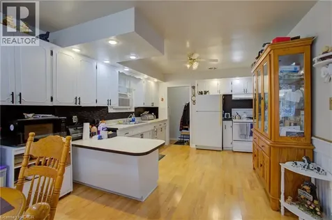 102 Byeland Drive Mount Forest ON N0G 2L2