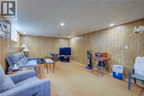 102 Byeland Drive Mount Forest ON N0G 2L2
