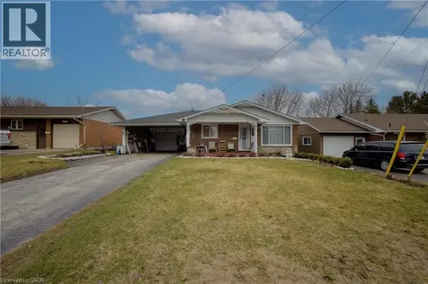 102 Byeland Drive Mount Forest ON N0G 2L2