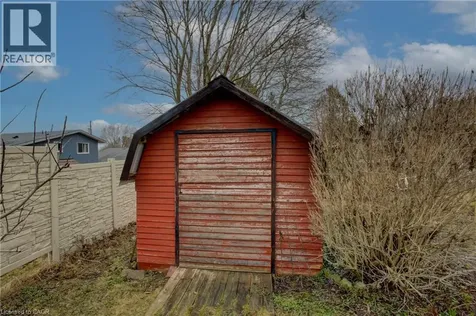 102 Byeland Drive Mount Forest ON N0G 2L2