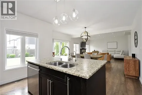 133 Grandville Circle Paris ON N3L 0A7
