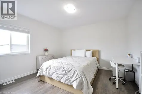 133 Grandville Circle Paris ON N3L 0A7