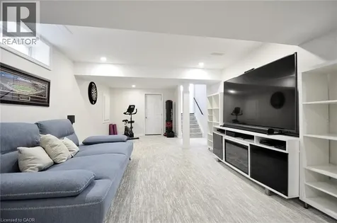 133 Grandville Circle Paris ON N3L 0A7