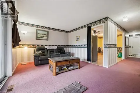 1192 Ottawa Street South Kitchener ON N2E 1L8