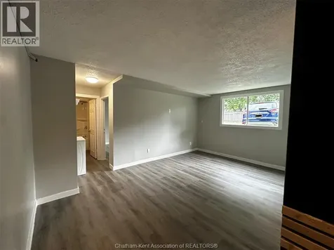 89 Sheldon Avenue Chatham ON N7L 3M8