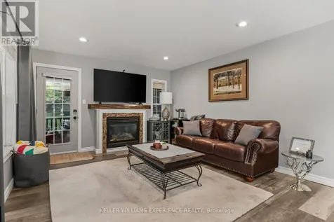 4254 Forest Wood Drive Severn ON L3V 6H3