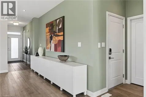 35 Midhurst Heights Hamilton ON L8J 0K9