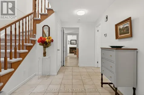664 Thicket Way Ottawa ON K4A 3B1
