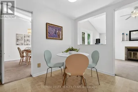 664 Thicket Way Ottawa ON K4A 3B1