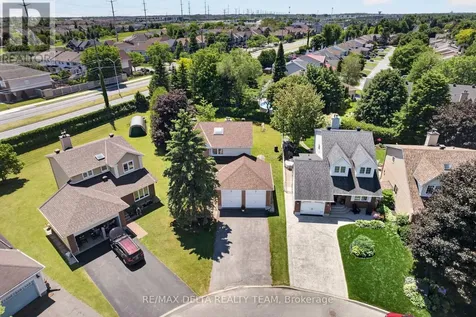 664 Thicket Way Ottawa ON K4A 3B1