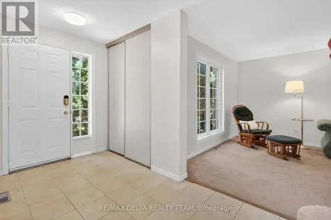 664 Thicket Way Ottawa ON K4A 3B1