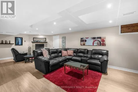 882 Du Castor Road The Nation ON K0A 3C0
