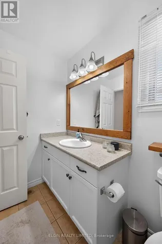 34 Pear Tree Avenue St. Thomas ON N5R 0B5