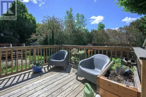34 Pear Tree Avenue St. Thomas ON N5R 0B5